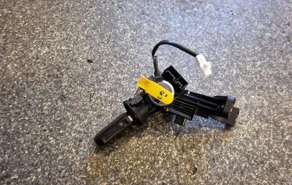 Fiat 500L Ignition lock 61191200