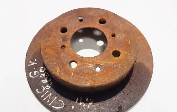 Honda Civic Rear brake disc neventiliuojamas