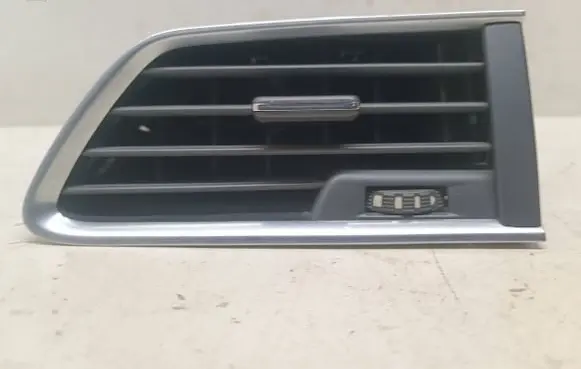 Peugeot 508 Dashboard side air vent grill/cover trim 9686445377 A1010108