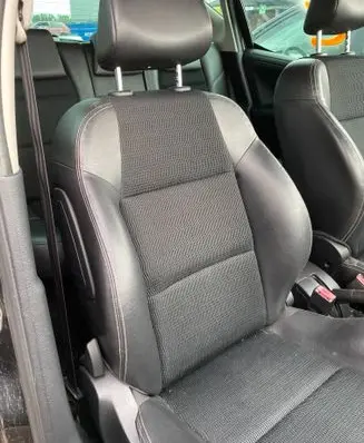 Peugeot 207 Front passenger seat