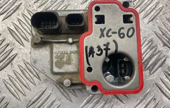 Volvo XC70 Torque split ecu control unit/module 5WP3351203