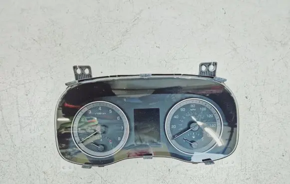 Hyundai Tucson TL Speedometer (instrument cluster) 94021D3330 1E33 JXCA203
