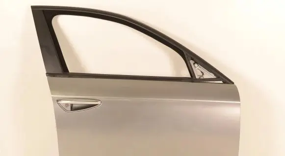 Alfa Romeo 159 Front door