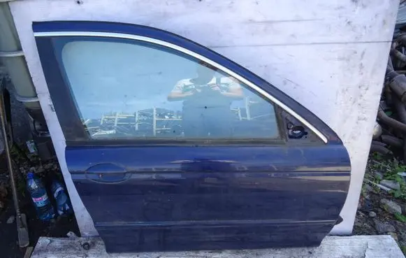 Jaguar X-Type Front door