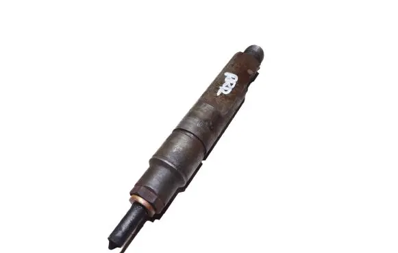 Audi A6 S6 C4 4A Fuel injector 046130201F