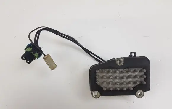 Chevrolet Blazer S10 Fan control module 52474437