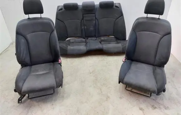 Seat set