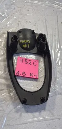 Ford Focus Central console control unit 989565