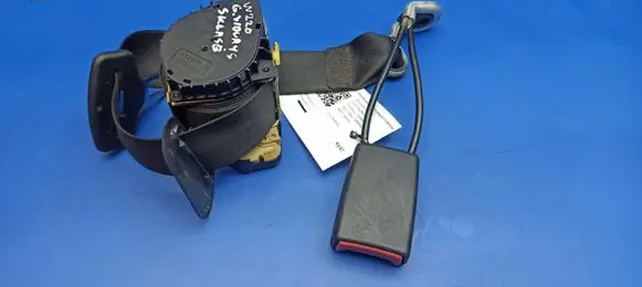 Middle seatbelt (rear)