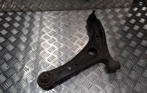 Toyota Yaris Front lower control arm/wishbone