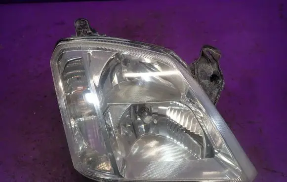 Opel Meriva A Headlight/headlamp 93321053