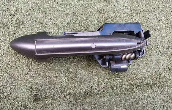 Rear door exterior handle