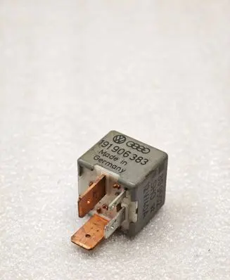Volkswagen Golf III Other relay 191906383