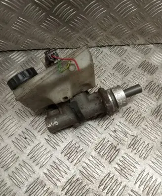 Peugeot 406 Master brake cylinder
