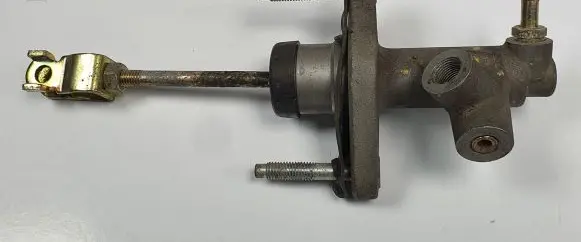Honda Prelude Clutch slave cylinder 