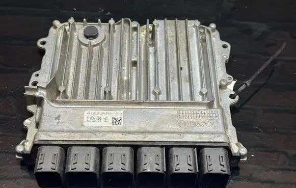 BMW 1 F20 F21 Engine control unit/module 9486260 0261S21000