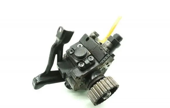Audi Q7 4L Fuel injection high pressure pump 0445010171