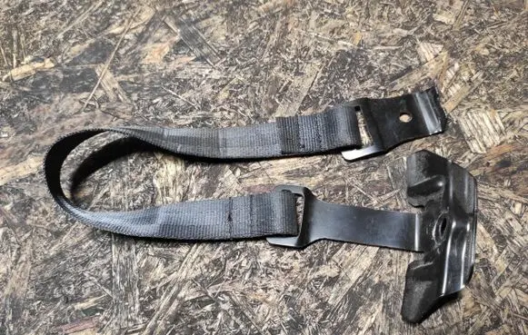 Jeep Compass Battery bracket 
