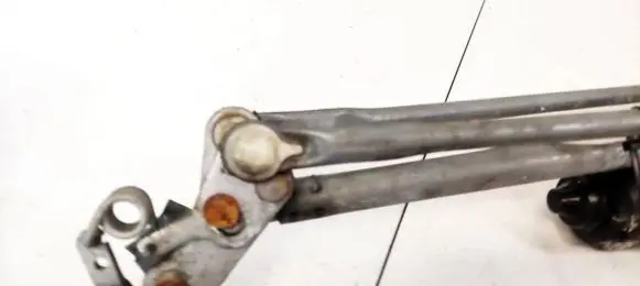 Lexus GS 300 350 430 450H Front wiper linkage and motor