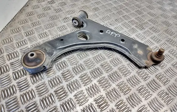 Front lower control arm/wishbone