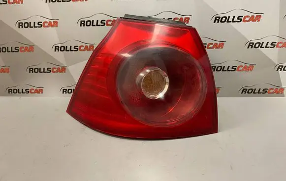 Volkswagen Golf V Rear/tail lights 11A400B