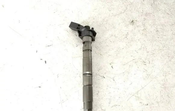 Audi Q7 4L Fuel injector 059130277AH 061204 0445115
