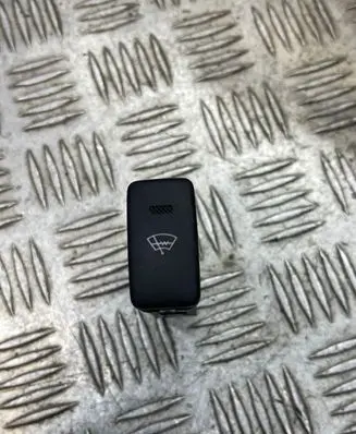 Lexus IS 220D-250-350 Windscreen/window heater switch 15A280