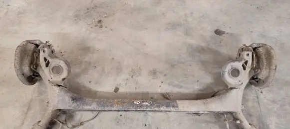 Citroen C4 I Rear axle beam 