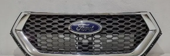 Ford Edge II Front bumper upper radiator grill GT4B8200VAW GT4B8200