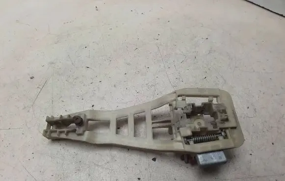 Opel Vectra C Front door exterior handle/bracket 