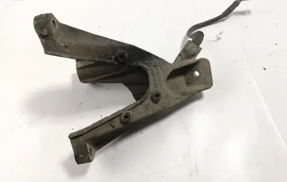 Audi A6 S6 C6 4F Engine mounting bracket 4F0199308P