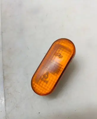 Volkswagen Golf IV Front fender indicator light 3A0949117A E252636