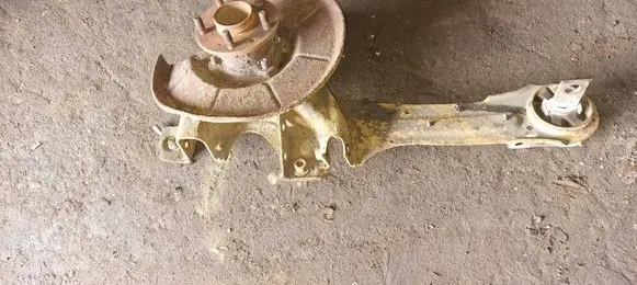 Ford Mondeo MK IV Rear wheel hub spindle/knuckle 