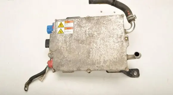 Tesla Model S Voltage converter inverter 1028665-00-B