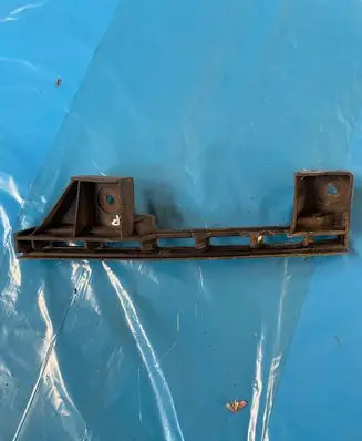 Volkswagen Caddy Front bumper mounting bracket 1t0807890B