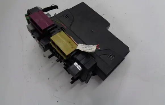 Mercedes-Benz E W212 Fuse box set 2129060205