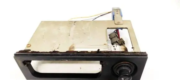 Nissan X-Trail T30 Cigarette lighter 