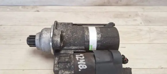 Volkswagen PASSAT B6 Starter motor 