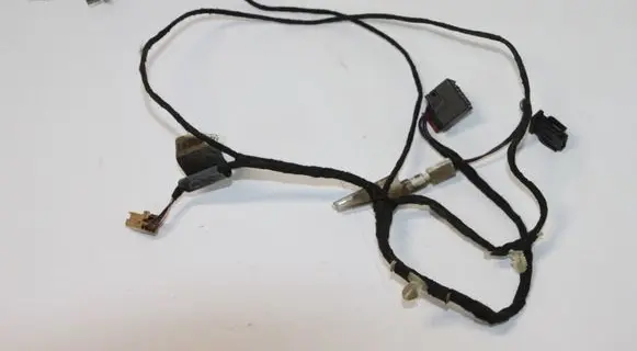 Audi A3 S3 8V Rear door wiring loom 8V5971693B