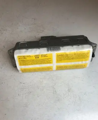 Audi A3 S3 8P Passenger airbag 8P0880202
