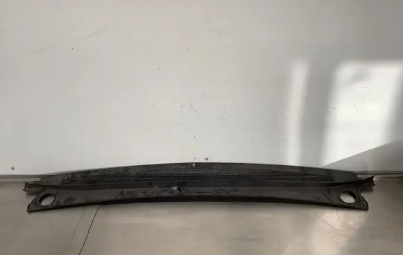 Citroen C4 II Picasso Wiper trim 9675943577