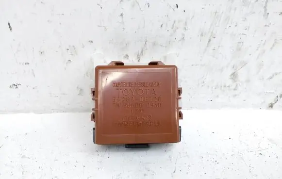 Lexus RX III Tire pressure control unit 897690E020