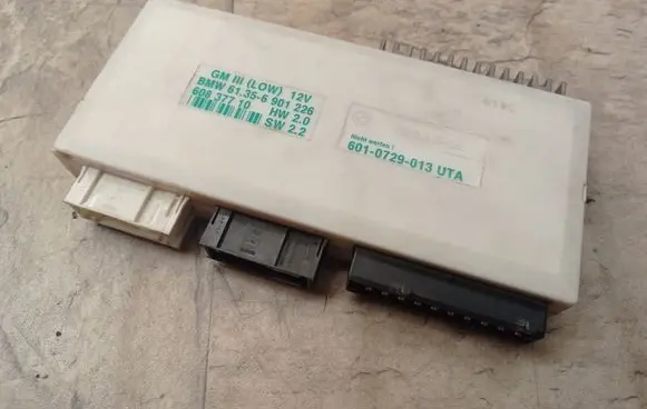 BMW 5 E39 Comfort/convenience module 6901226 61356901226