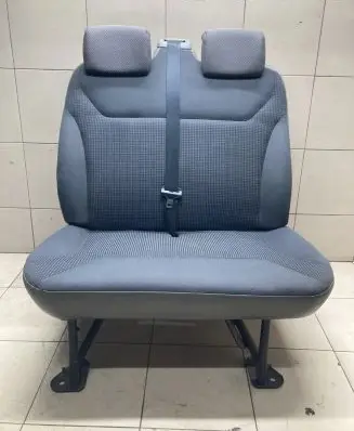 Opel Vivaro Front double seat 