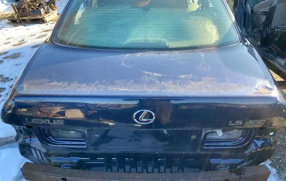Lexus LS 400 Tailgate/trunk/boot lid