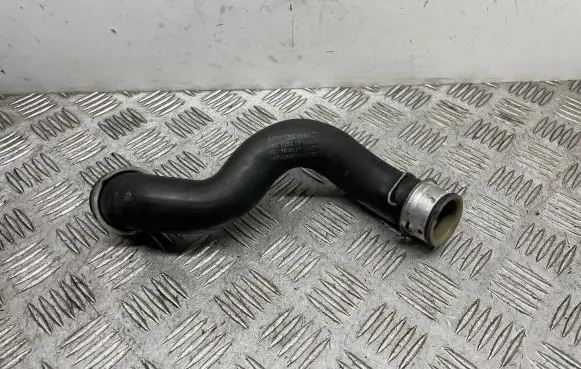 Mercedes-Benz C W204 Engine coolant pipe/hose A2045011682
