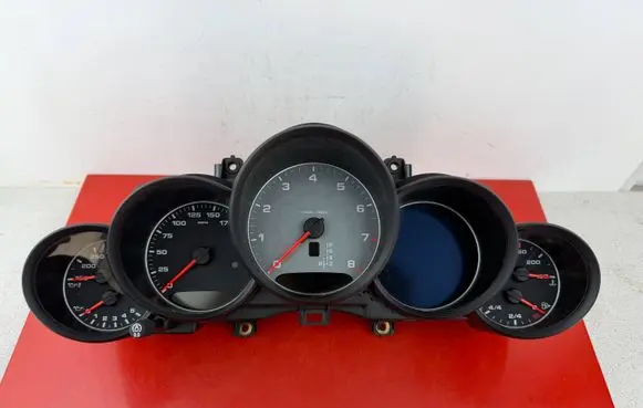 Porsche Cayenne (9Y0 9Y3) Speedometer (instrument cluster) 7P5920901BB