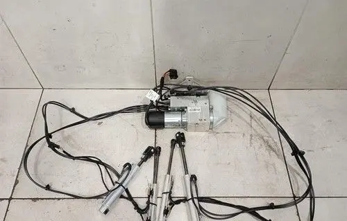 Porsche 911 992 Tailgate hydraulic pump motor 992871601A