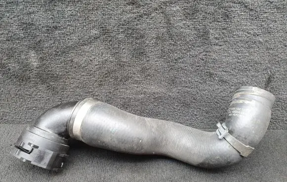 Audi A7 S7 4G Engine coolant pipe/hose 4G0122101B 4G0122293M