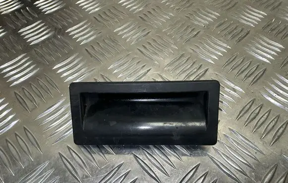 Volkswagen Tiguan Tailgate/trunk/boot exterior handle 5N0827566